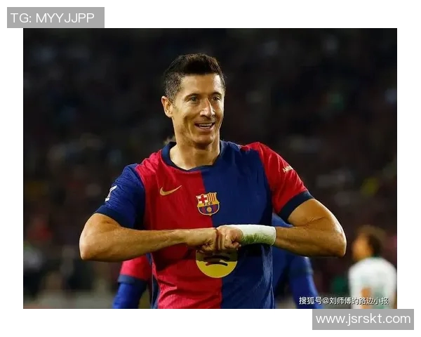 足球明星帅气瞬间大集合展现他们的风采与魅力